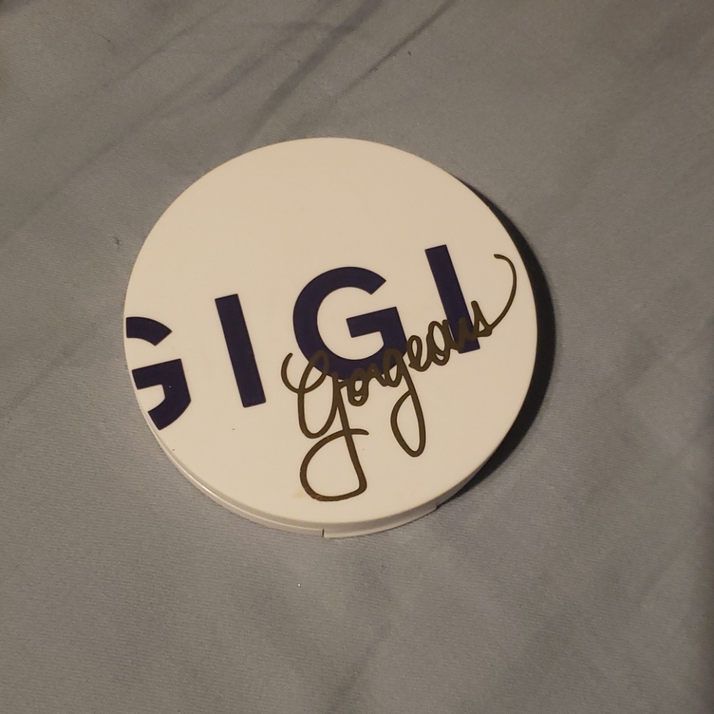 Gigi gorgeous bronzer duo